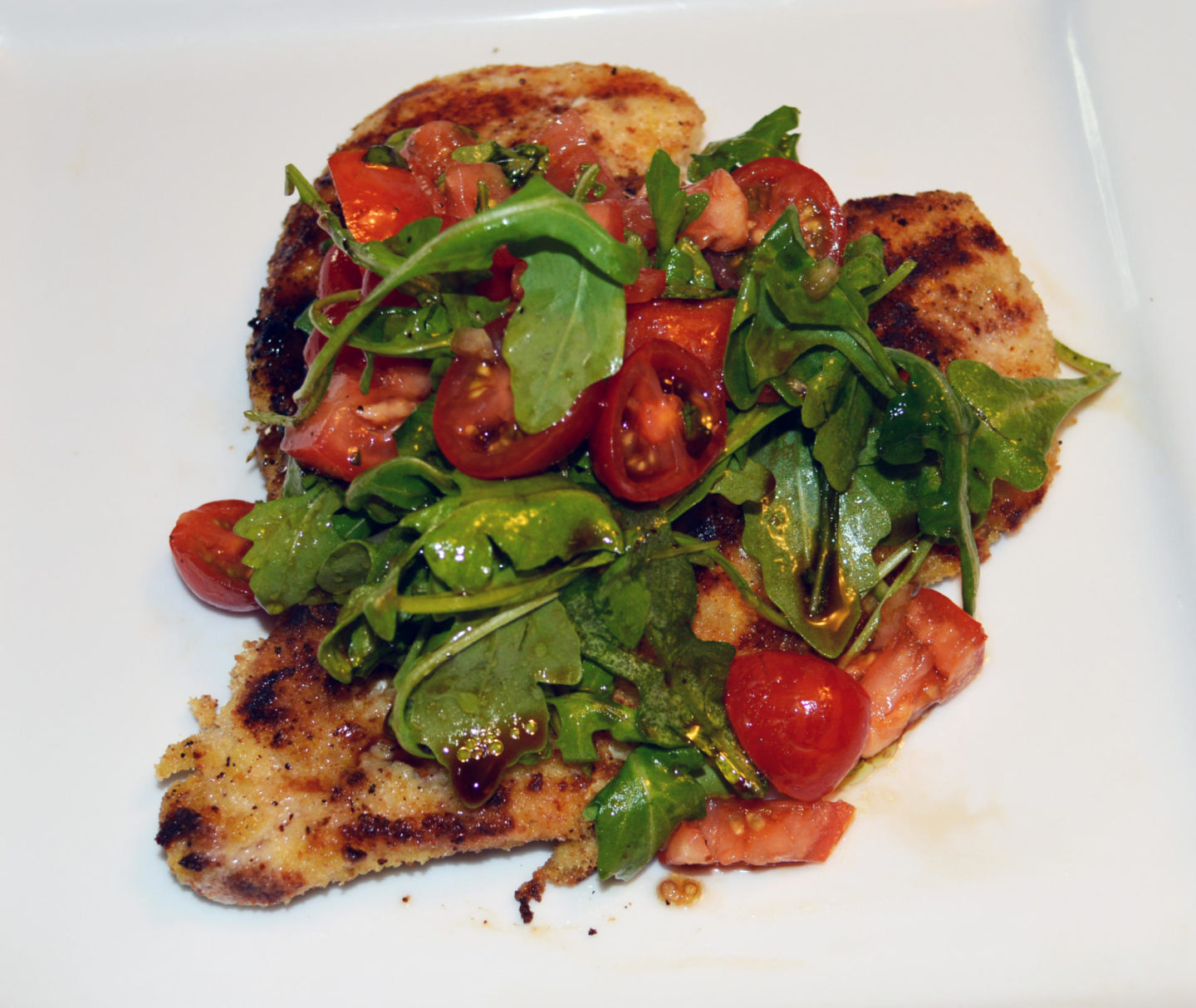 Crusty Chicken Breasts with Arugula and Tomatoes