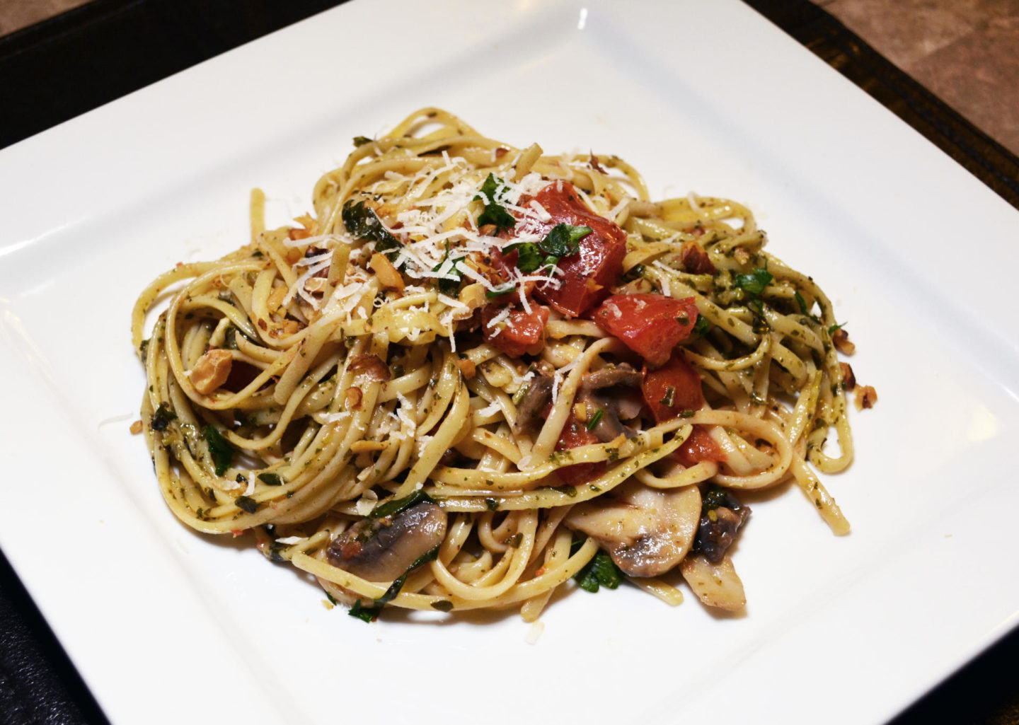 LINGUINE WITH PESTO