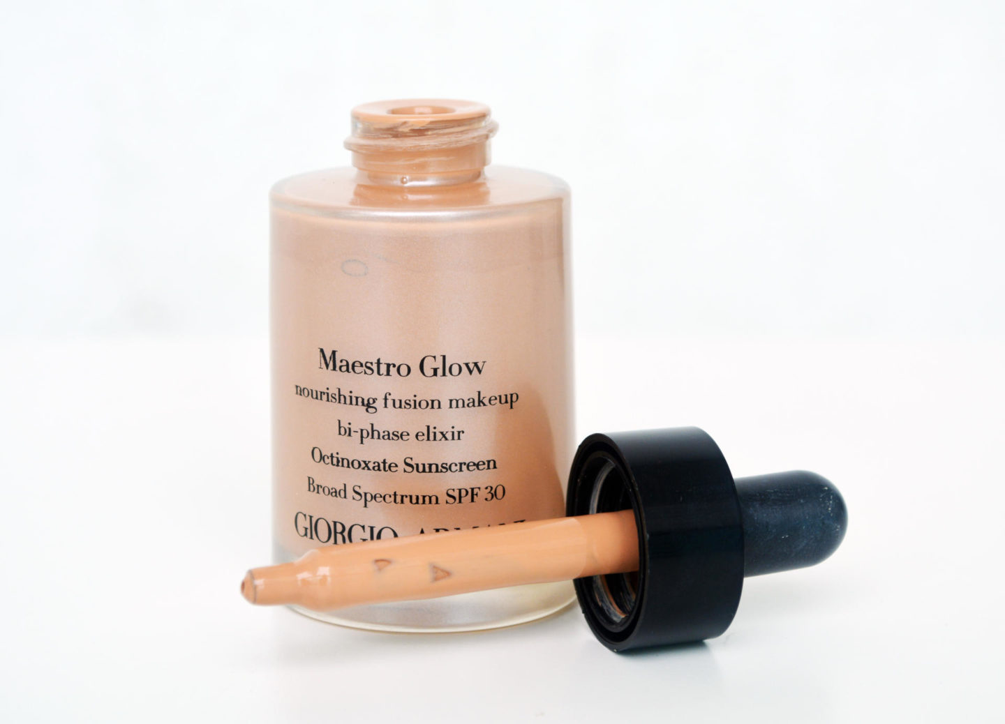 Giorgio Armani Maestro Glow Foundation