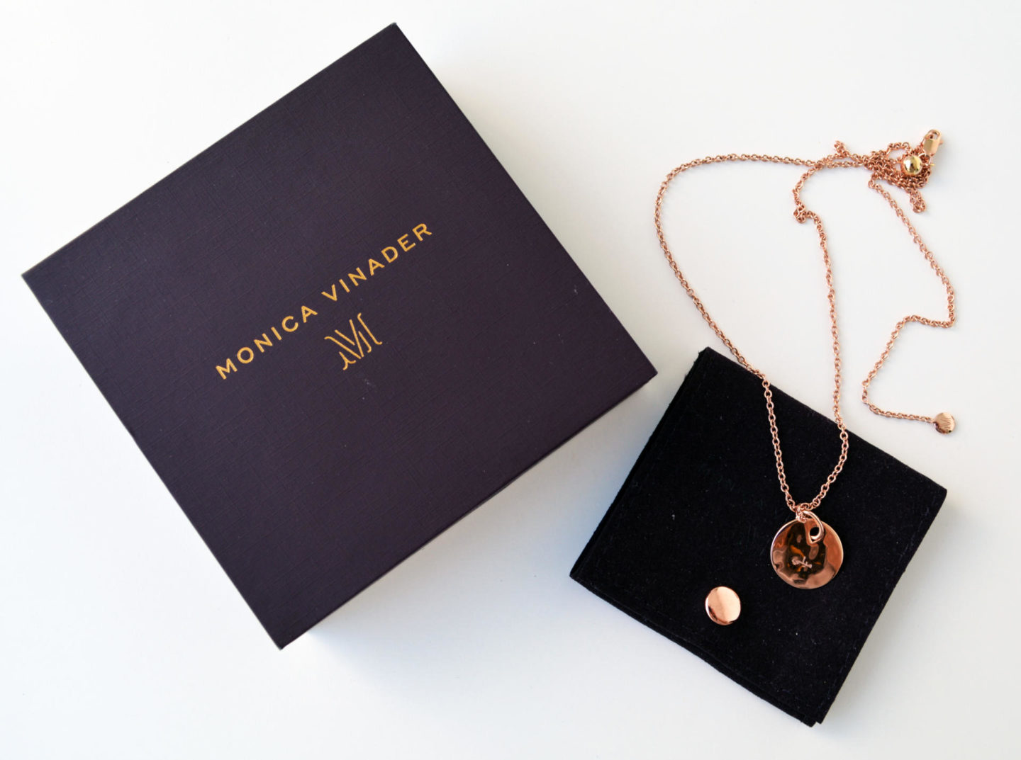 Monica Vinader Ziggy Round Pendant in 18ct Rose Gold Vermeil ($85.00) and the Rolo Chain 24" with adjuster in 18ct Rose Gold Vermeil 