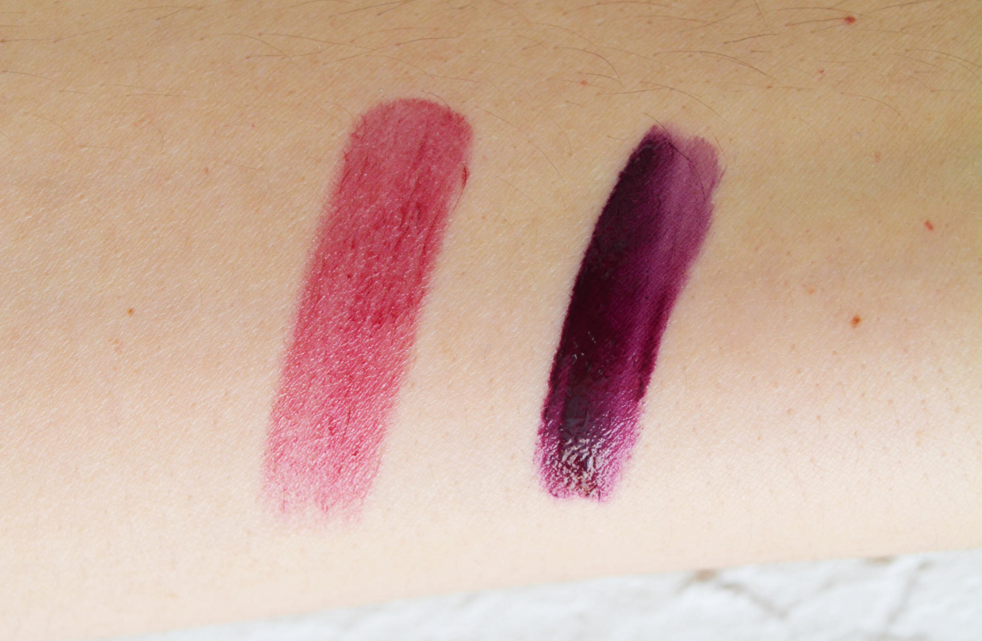 Burberry kisses Oxblood, NARS Velvet Lip Glide in Toy