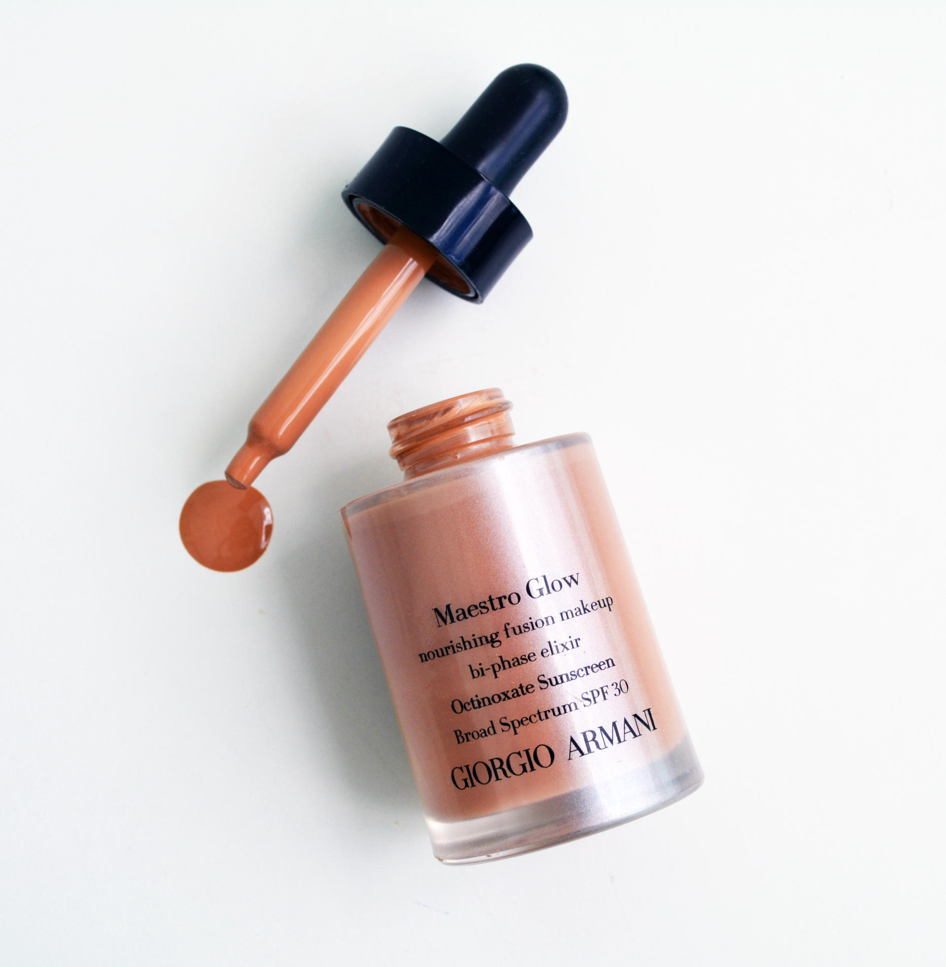 Giorgio Armani Maestro Glow Nourishing Fusion Foundation Bi-Phase Elixir