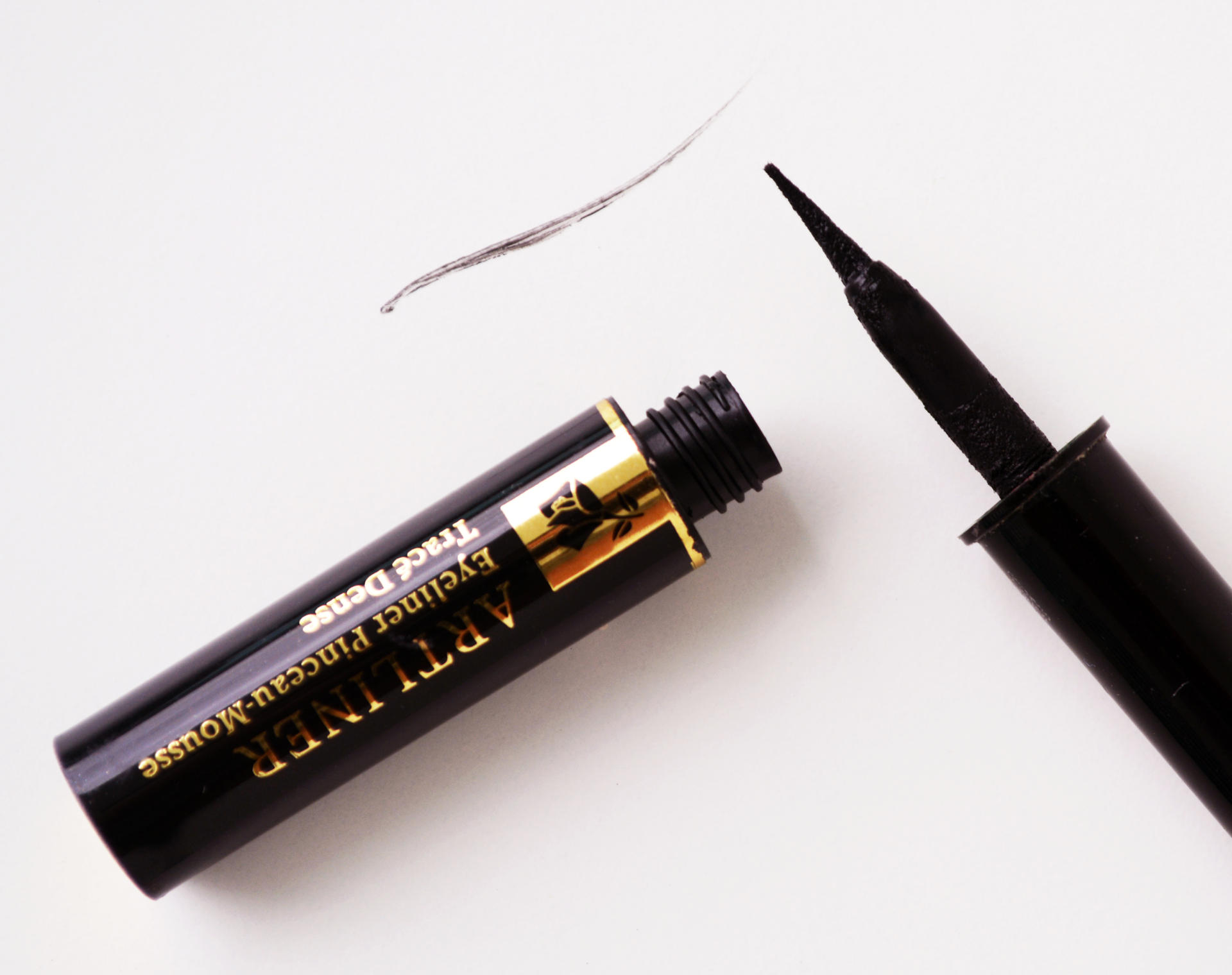 Lancôme Artliner Precision Point Liquid Eyeliner