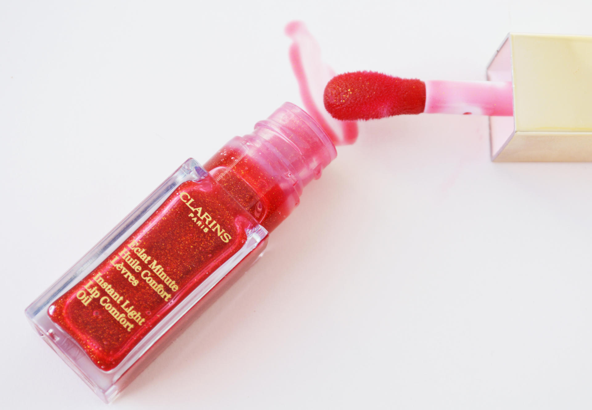 Clarins Instant Light Lip Comfort Oil 09 red berry glam