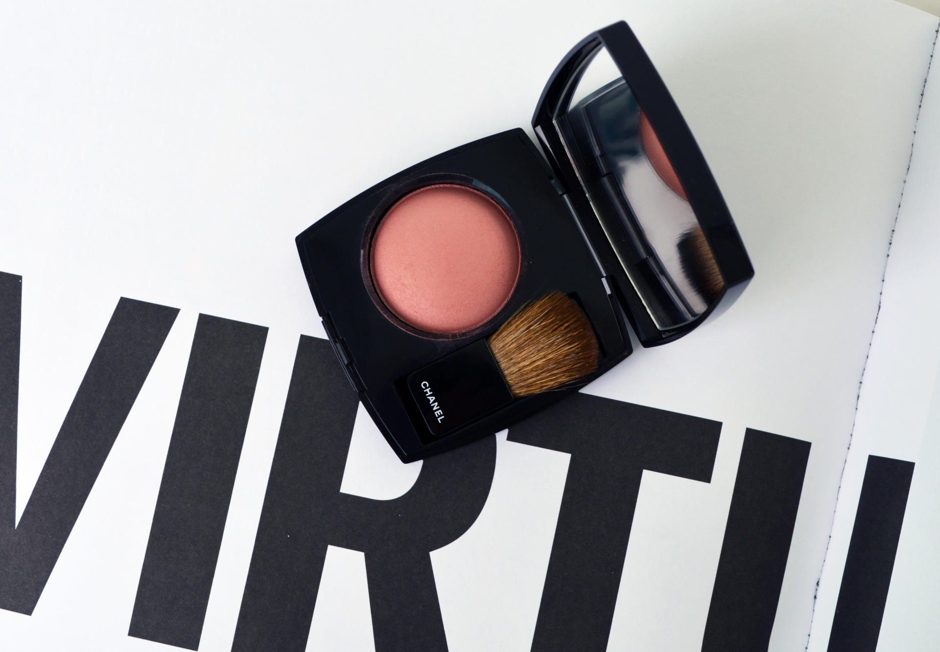 Chanel Joues Contraste Powder Blush 02 Rose Bronze