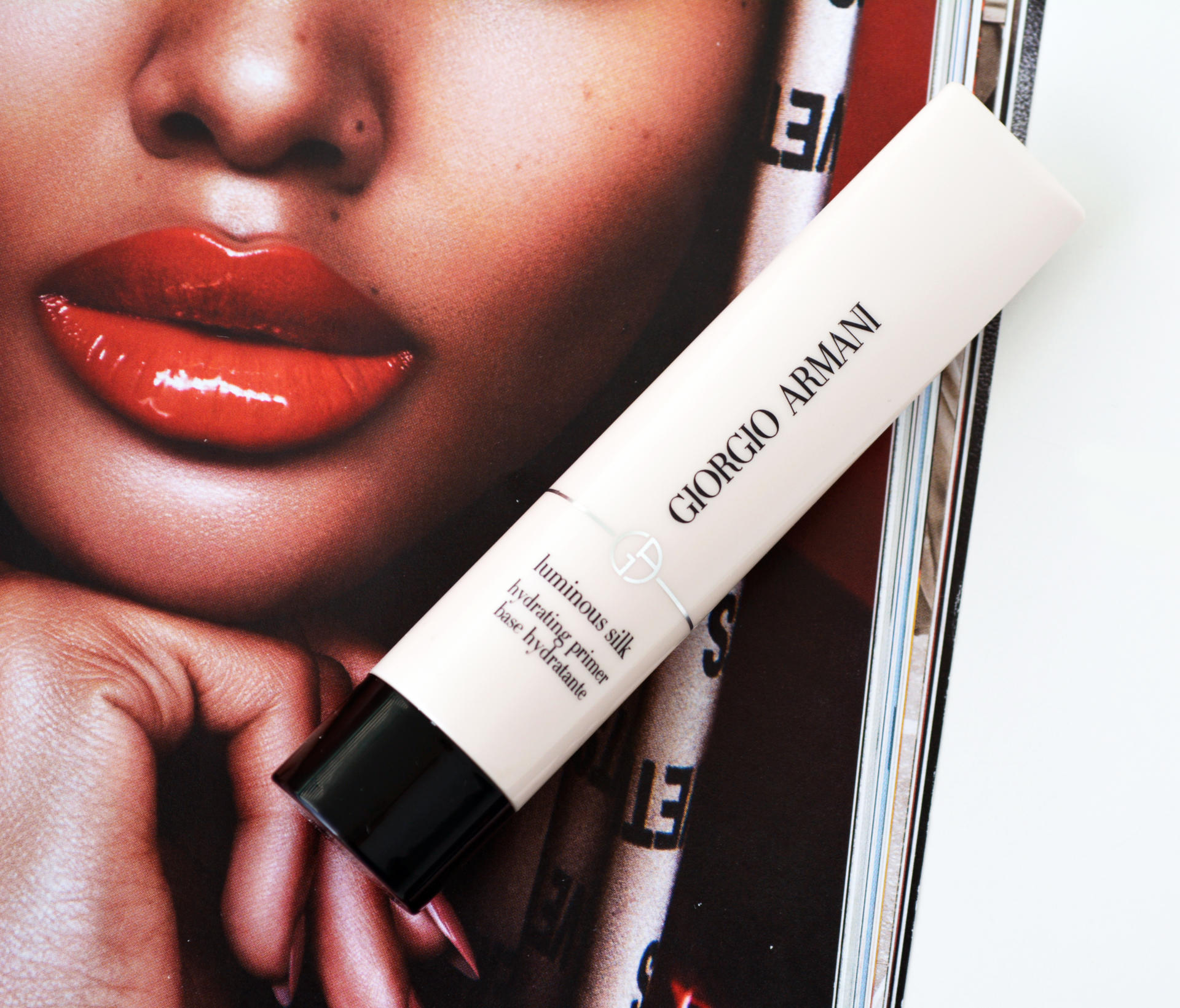   Armani Luminous Silk Hydrating Primer 