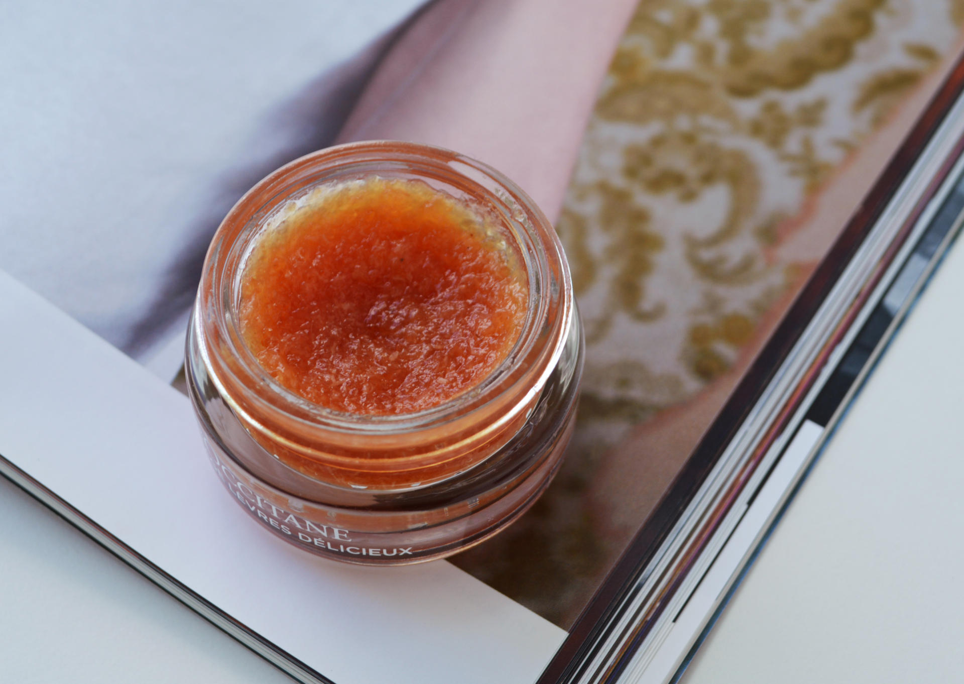 L'Occitane Meli-Melon Delicious Lip Scrub